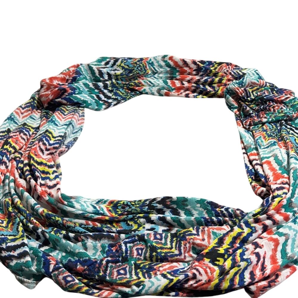 Multicolor Chevron Pattern Infinity Loop  Scarf